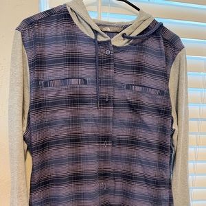 Women The North Face plaid shirt size large